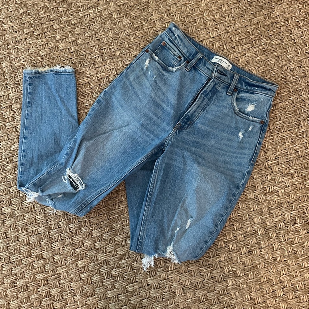 Abercrombie & Fitch The Skinny High Rise Size 26 / 2